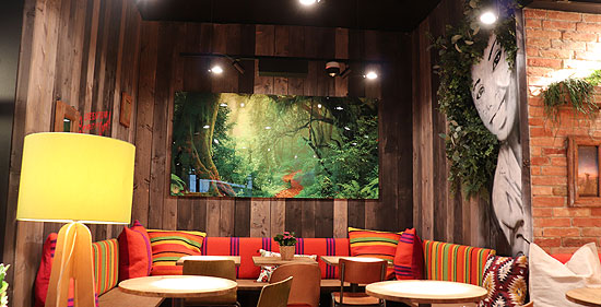 Eröffnete am 23.10.2020: My Indigo am Oberanger (©Foto: Martin Schmitz)